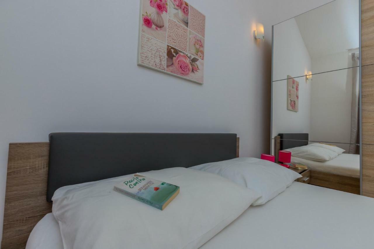 Principium Apartments Klenovica Ngoại thất bức ảnh